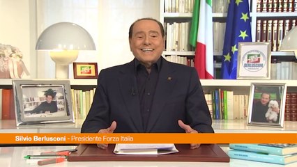 Berlusconi "Liberiamo l'Italia dalla burocrazia"