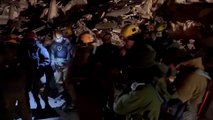 İsrail ekipleri deprem bölgesinde çalışmalara başladı