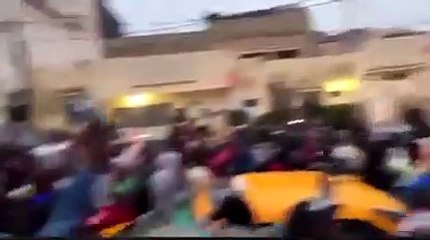 Parcelles Assainies: Sonko s’offre un bain de foule après une visite à la mairie
