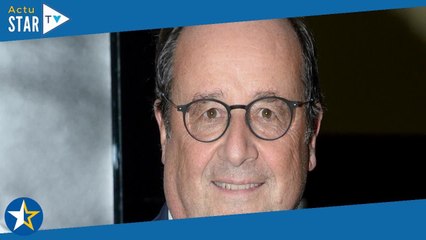 "Vous êtes complètement assisté !" : Christophe Dechavanne remet Francois Hollande en place pendant