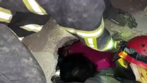 Kahramanmaraş'ta itfaiye ekipleri 4 yaşındaki çocuğu depremin 42. saatinde kurtardı