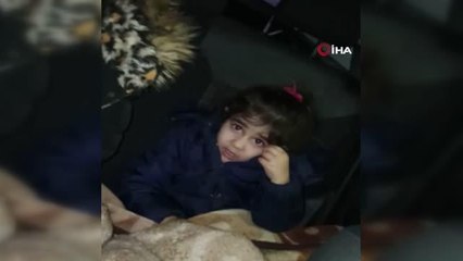 Depremden son anda kurtulan 4 yaşındaki Ada, gözyaşlarına boğulan ablasını "Korkacak bir şey yok" diye teselli etti
