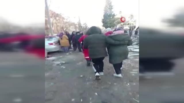 Hayvan Arama Kurtarma ekibi, enkazdan bebek kurtardı