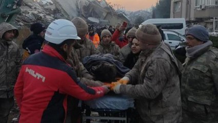 5 yaşındaki çocuğun mucize kurtuluşu! 51 saat sonra enkazdan çıkarıldı