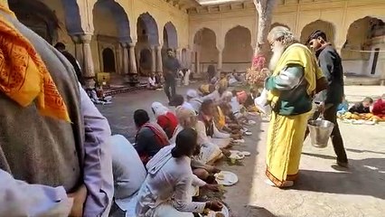 स्वामी रामोदाराचार्य की पुण्यतिथि पर भंडारा