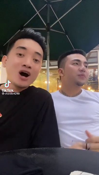 Mashatu sa Starbucks  | Chardie B & Poca