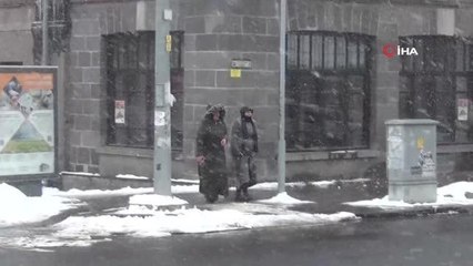 Kars'ta 73 köy yolu ulaşıma kapalı