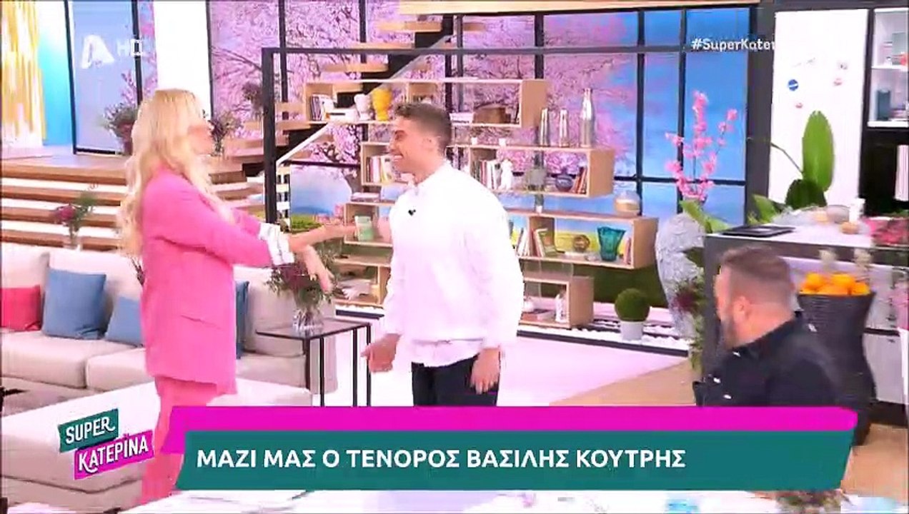 «Κάγκελο» η Καινούργιου! Είδε μπροστά της στο π...