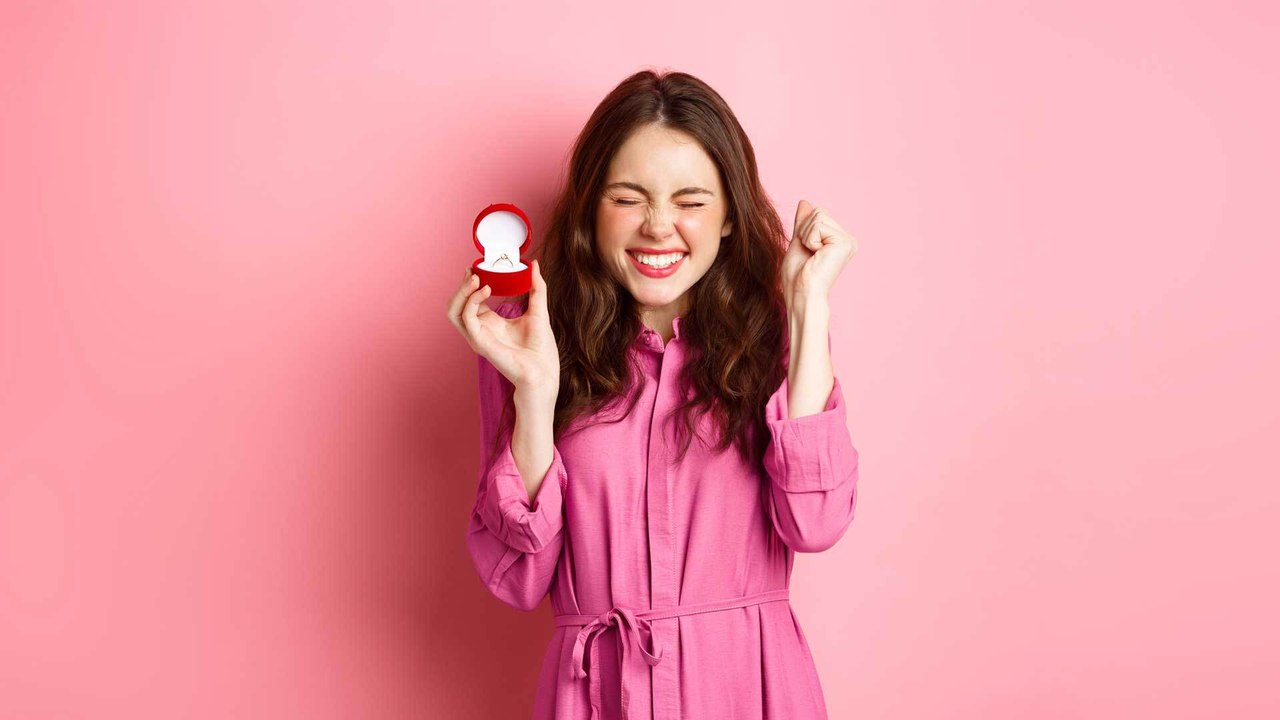 Verlobungsring-Trends 2023: Zu diesen Ringen sagen wir sofort 'Ja'