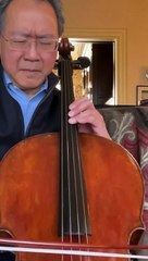 Grammy'li çello sanatçısı Yo-Yo Ma depremzedeler için çaldı