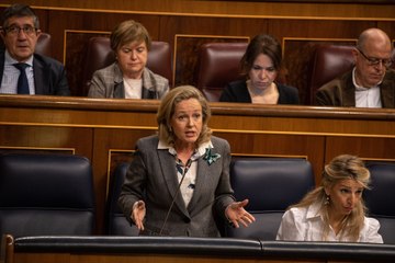 Calviño desmonta a las tres derechas: “No defienden nunca, ni por error, el interés de los españoles”