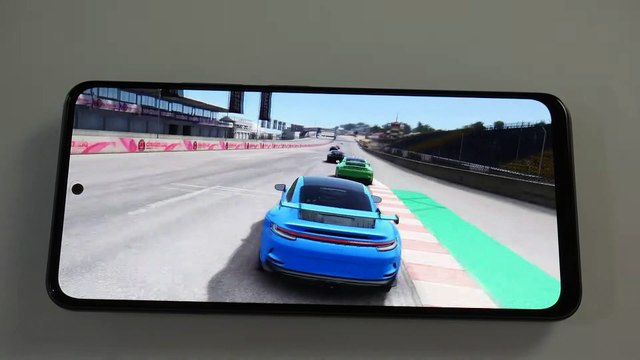 Recensione Poco X5 5G: medio/basso gamma con display Amoled e 5G