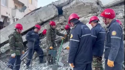 Azerbaycan orman yangınlarının ardından deprem bölgesine de desteğe geldi