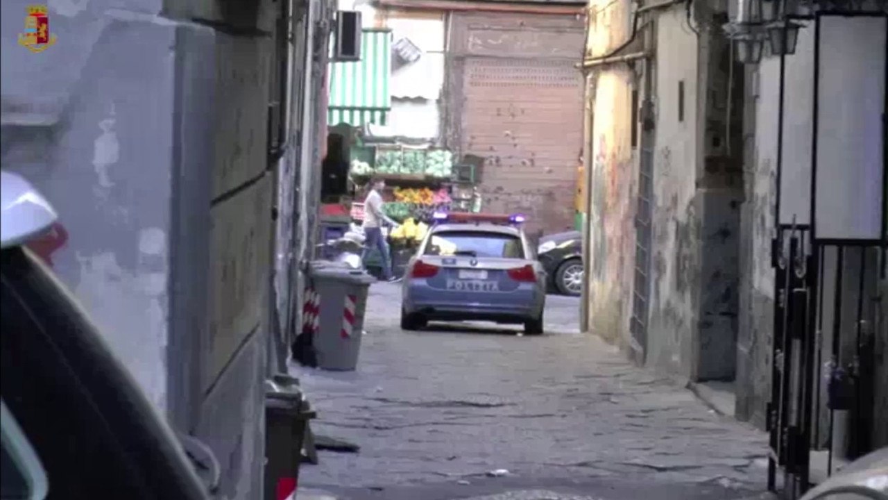 Allenatore di basket arrestato per abusi su minorenne