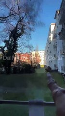 ANAK2 BUNDA PINGIN BUNDA NGOPI SAMBIL DANGDUTAN