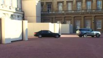 Zelensky arrives at Buckingham Palace to meet King Charles