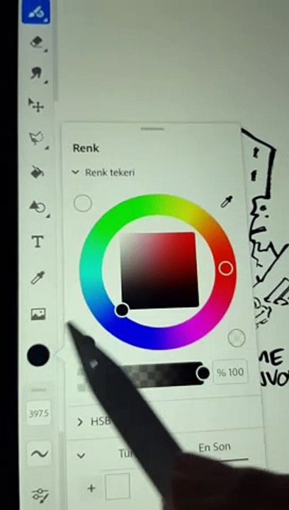 Türkiye'deki depremle dalga geçen Fransız dergisine tokat gibi cevap