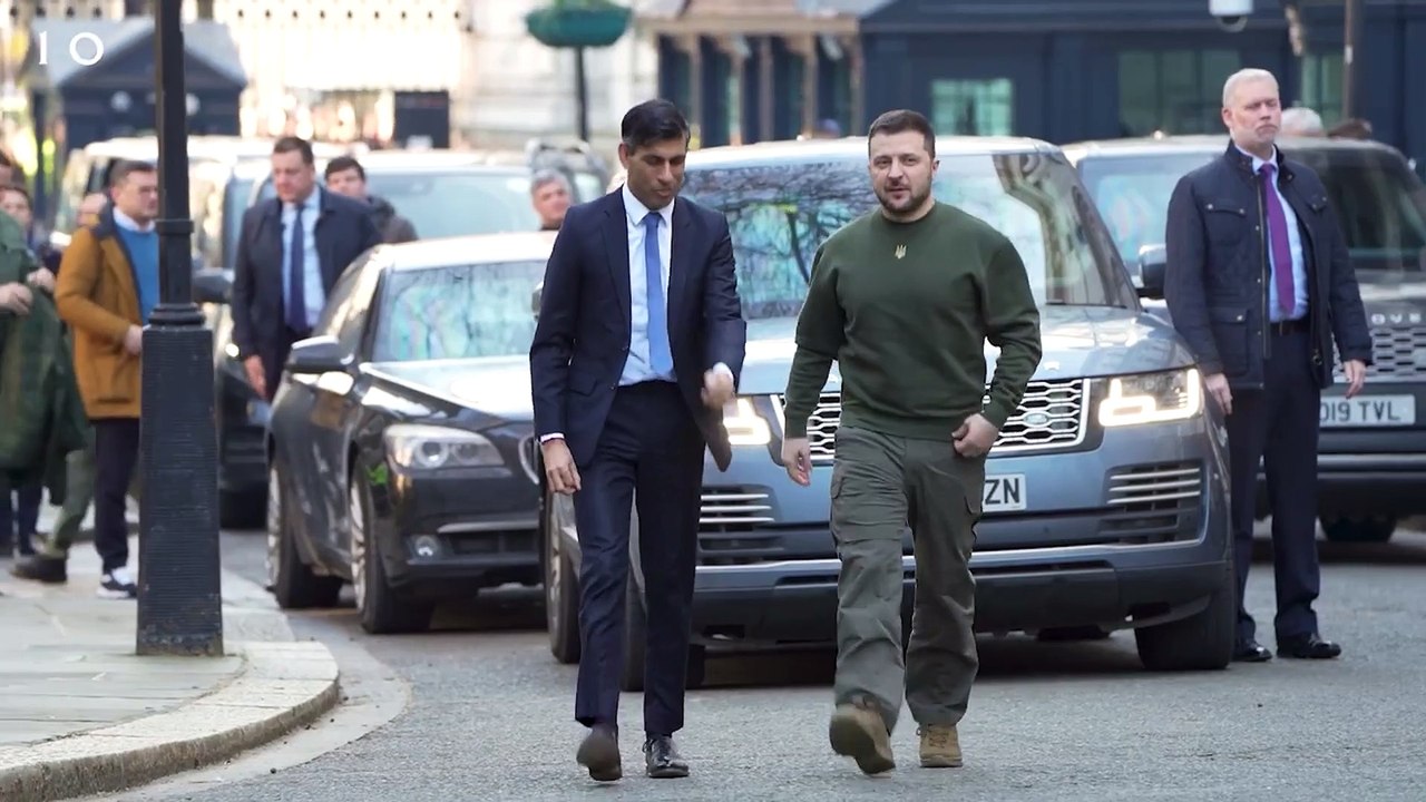 Zelenski pide aviones de combate en su visita oficial a Reino Unido