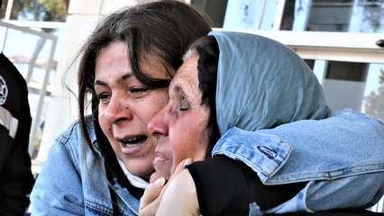 Depremzedeler özel uçakla Antalya’ya geldi, gözyaşları sel oldu