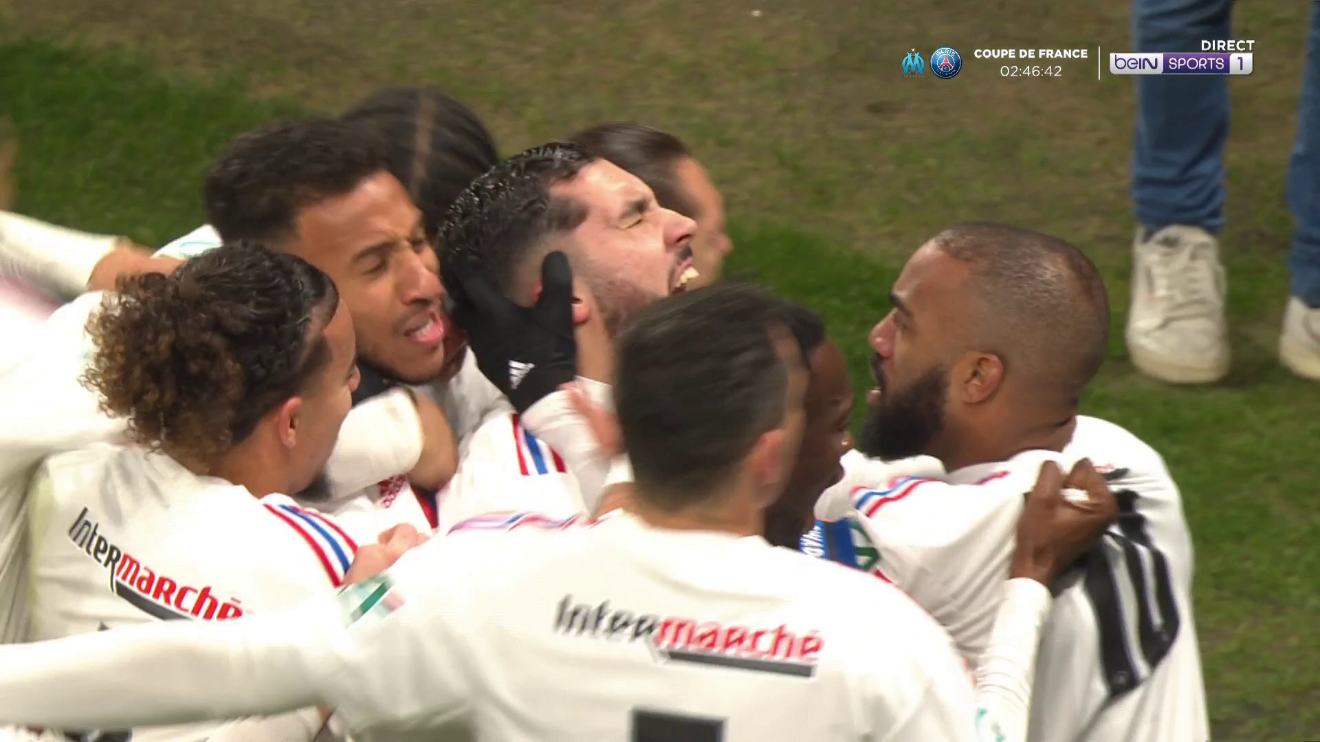 Coupe de France : Rayan Cherki se promène dans la surface et ouvre déjà le score pour l'OL !