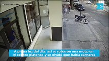 A plena luz del día: así se robaron una moto en el centro platense