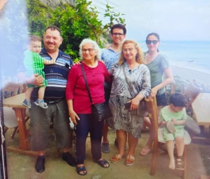 RUSYA'DAN HATAY'A ZİYARETE GELEN 4 KİŞİLİK AİLE, ENKAZ ALTINDA