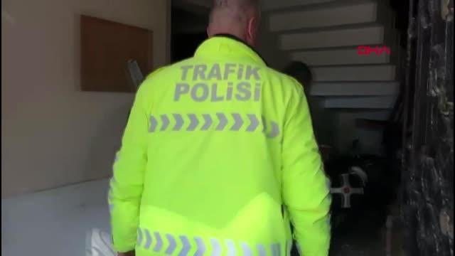 HATAY DEPREMDE HASAR GÖREN EVLERİNDE MAHSUR KALAN YATALAK ÇİFTİ, 50 SAAT SONRA POLİS KURTARDI