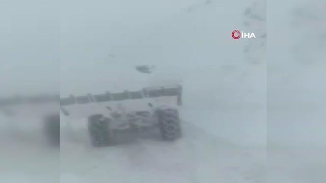 Şemdinli-Derecik yolu ulaşıma açıldı