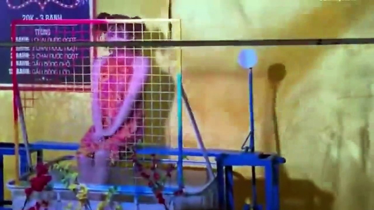 Elle passe la pire journée de sa vie à cause d'un gars qui vise trop bien