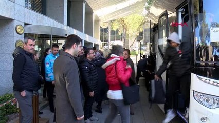 DEPREMZEDELER KEMER'DE OTELE YERLEŞTİRİLDİ