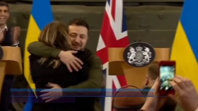 Will I not be shot? - Zelensky hugged BBC Ukraine journalist - Мене не застрелять? – Зеленський обійняв журналіста BBC Україна