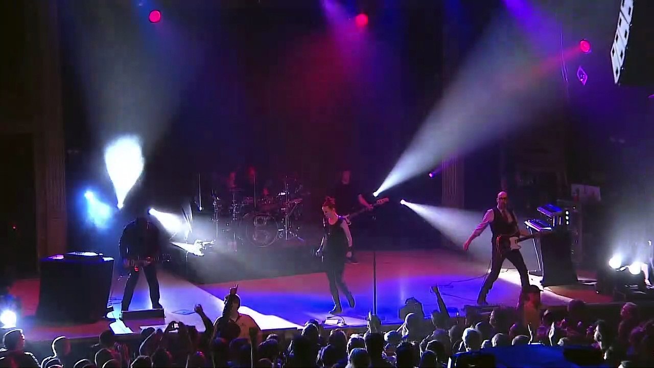 Hammering in My Head Garbage (live) video Dailymotion