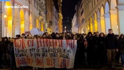 Bologna, antagonisti in corteo contro le misure cautelari