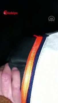 48 Saat Sonra Kurtarılan 2 Aylık Bebek Enkazdan Elini Emerek Çıktı #deprem #kahramanmaraş #shorts