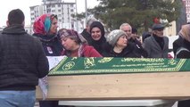 Depremde oğlu ve kızıyla birlikte can veren polis memuru Mardin'de toprağa verildi