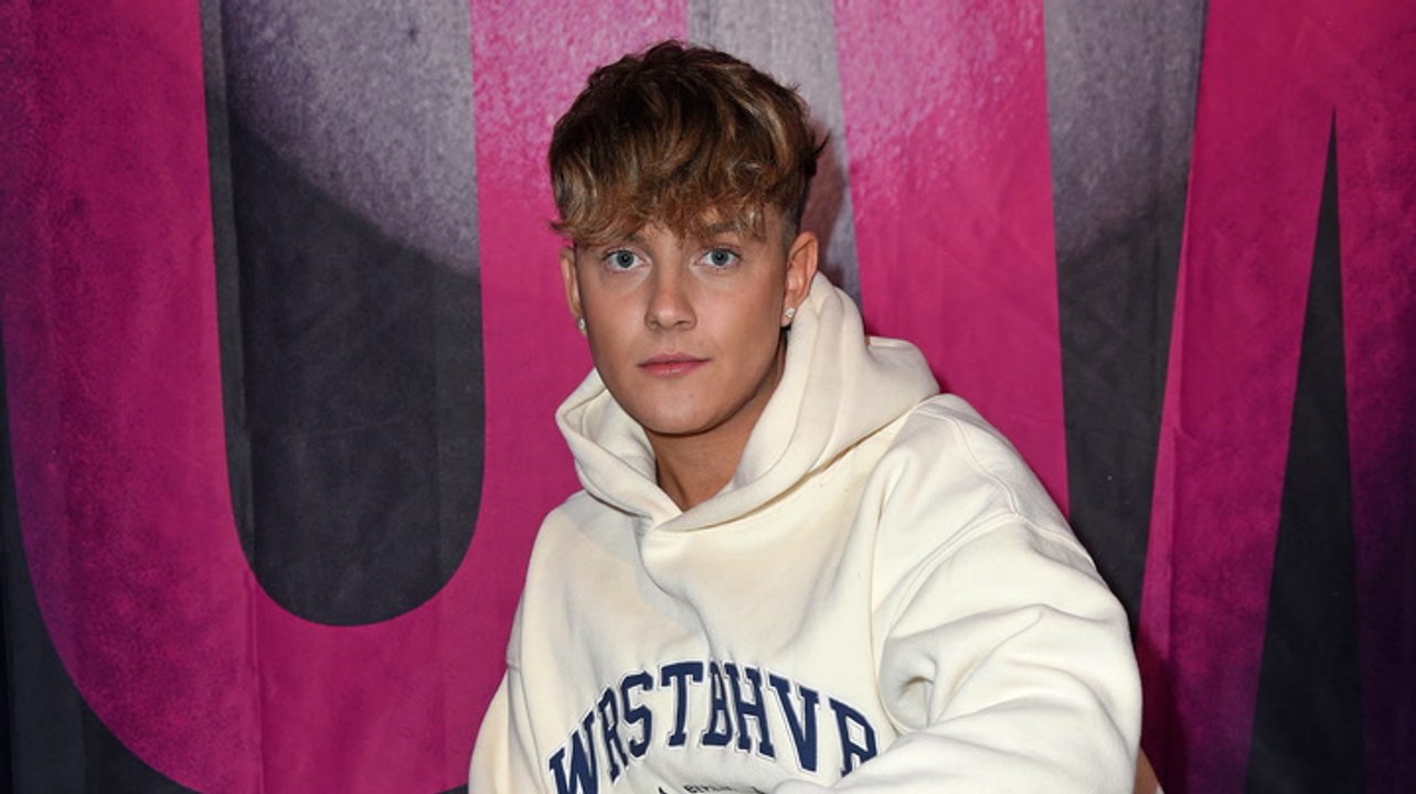 Nach Urlaub: Twenty4Tim nach heftiger Reaktion in ärztlicher Behandlung