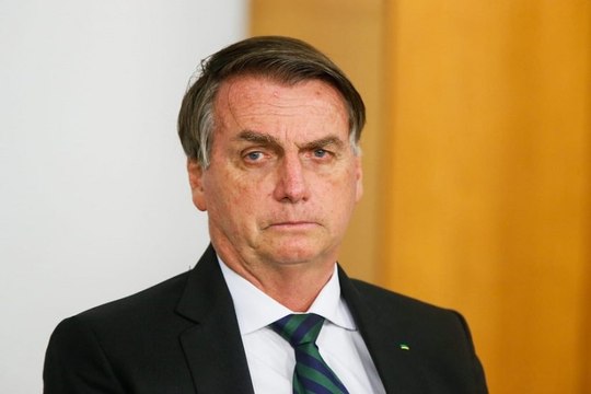 Em entrevista para influencer de extrema direita, Bolsonaro fala em retornar para ser oposição a Lula