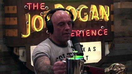 How much Money Mark Laita Gives Out Daily to be Safe in Skid Row - Joe Rogan Experience
