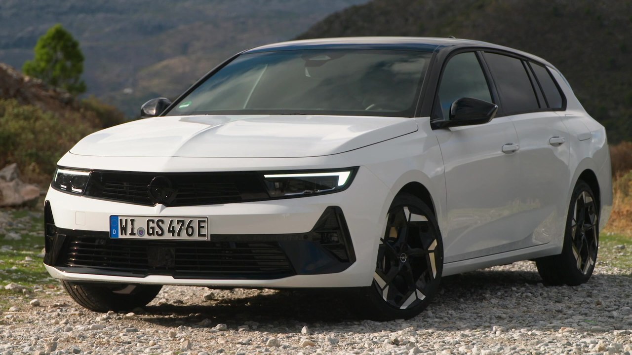 New Opel Astra Sport Tourer GSe Exterior Design