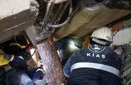 (KAHRAMANMARAŞ)Kahramanmaraş'ta bir kişi daha enkaz altından sağ olarak kurtarıldı