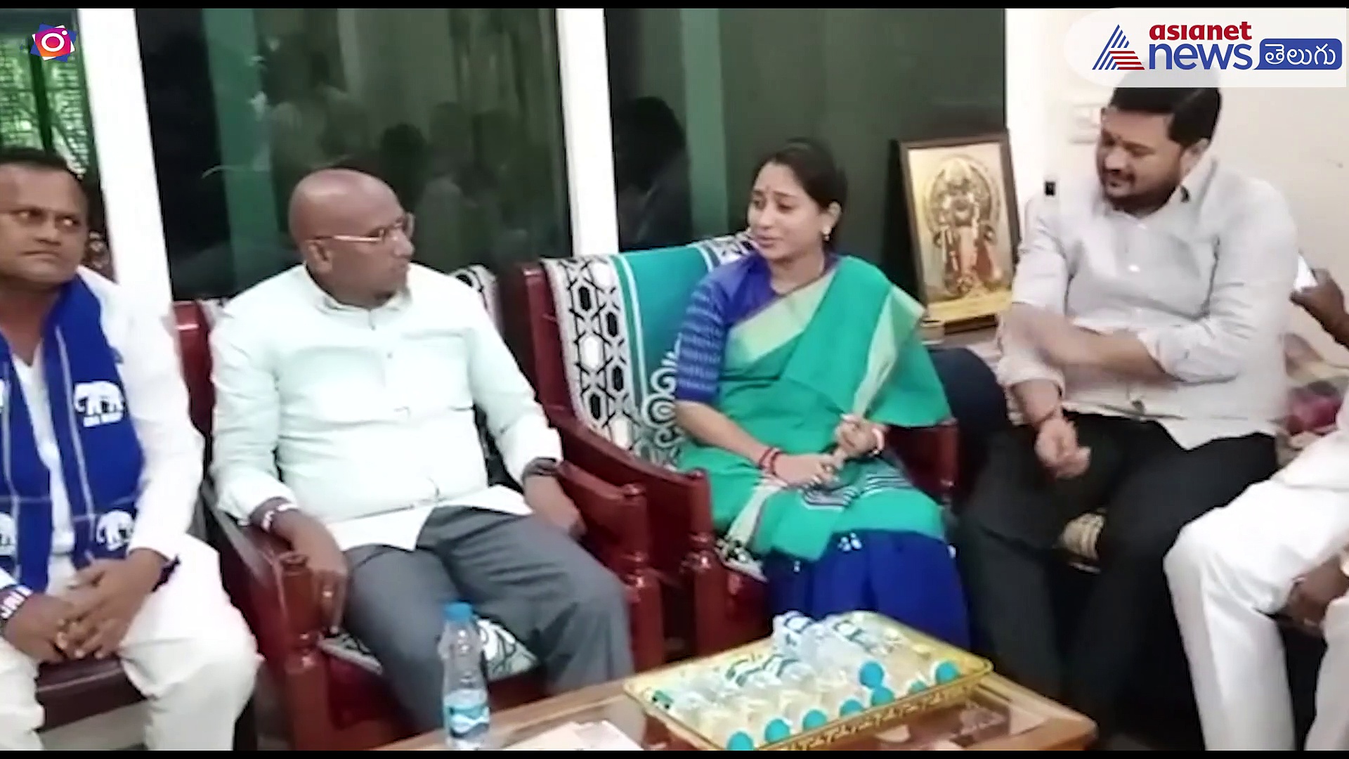 బిఆర్ఎస్ మాజీ మున్సిపల్ ఛైర్ పర్సన్ కు అండగా ఆర్ఎస్ ప్రవీణ్...