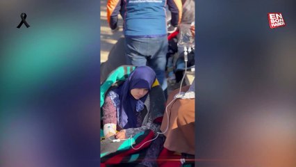 Deprem binlerce insanı evsiz bıraktı