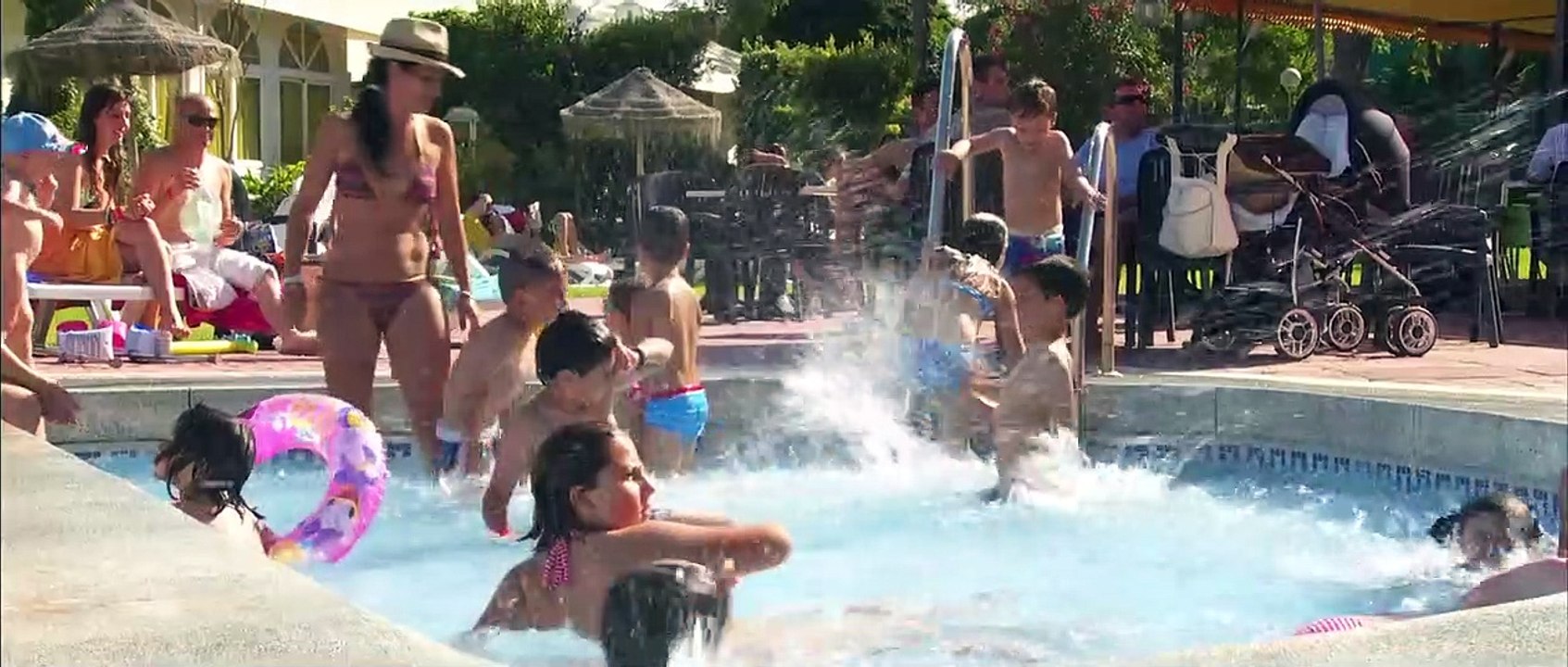 Alles Inklusive | movie | 2014 | Official Trailer