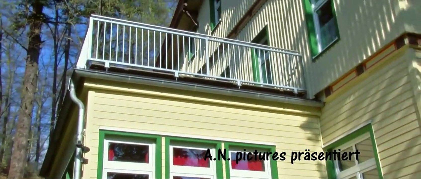 Kontrolle | movie | 2017 | Official Clip