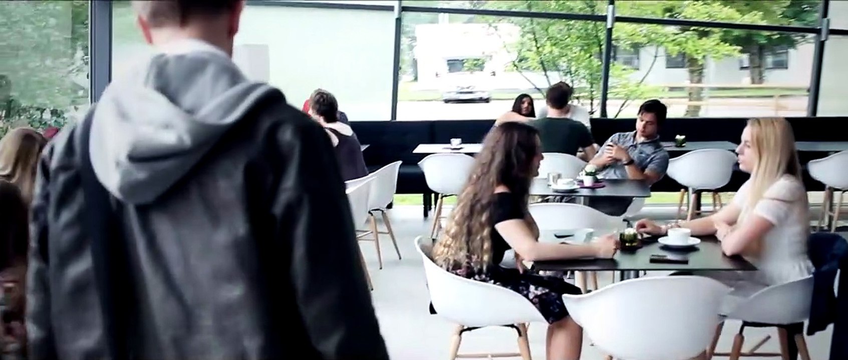 Die Idee Von Glück | movie | 2016 | Official Trailer