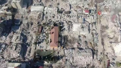 Üzerinden 82 saat geçen depremin merkezinde son durum böyle görüntülendi