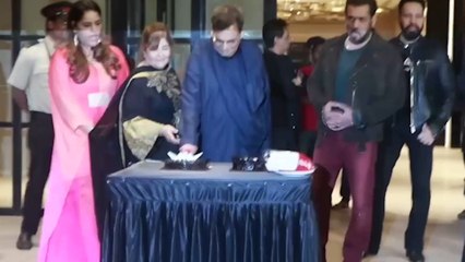 Aishwarya Rai's Angry Reaction to Abhisekh Bachchan infront of Media after A Fight with Abhisekh