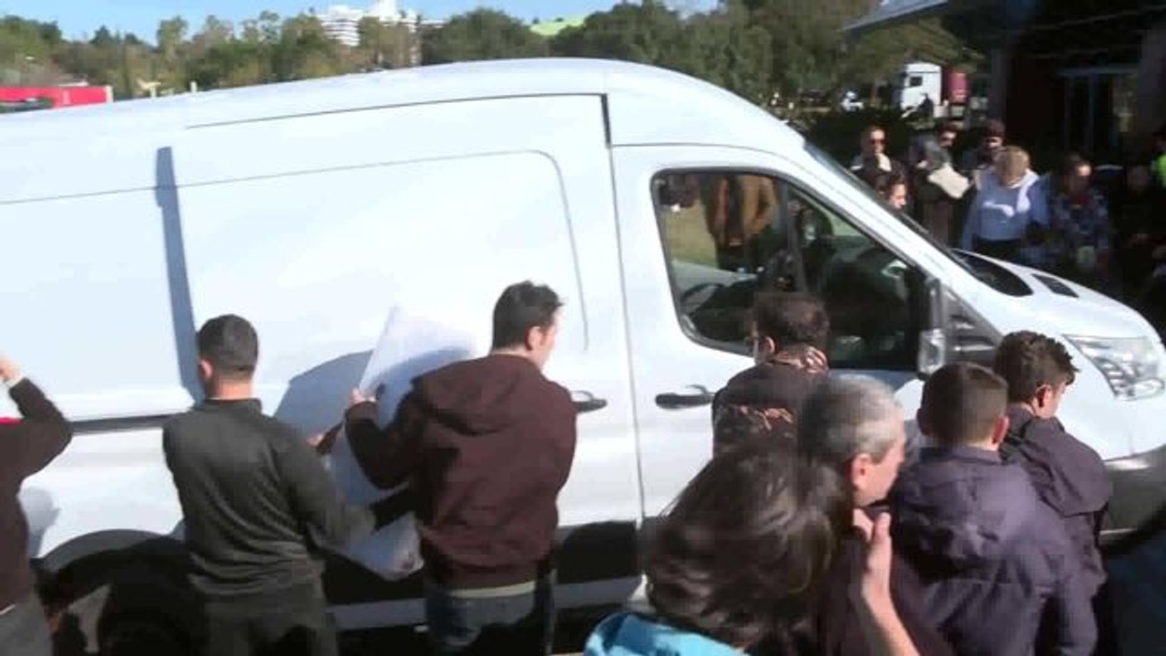 Antalya'dan Deprem Bölgesine Gönderilecek Yardımlar Arasındaki Kumbara ve Beraberindeki Mektup Yürekleri Isıttı:  "Varsın Bisikletimiz Olmasın"