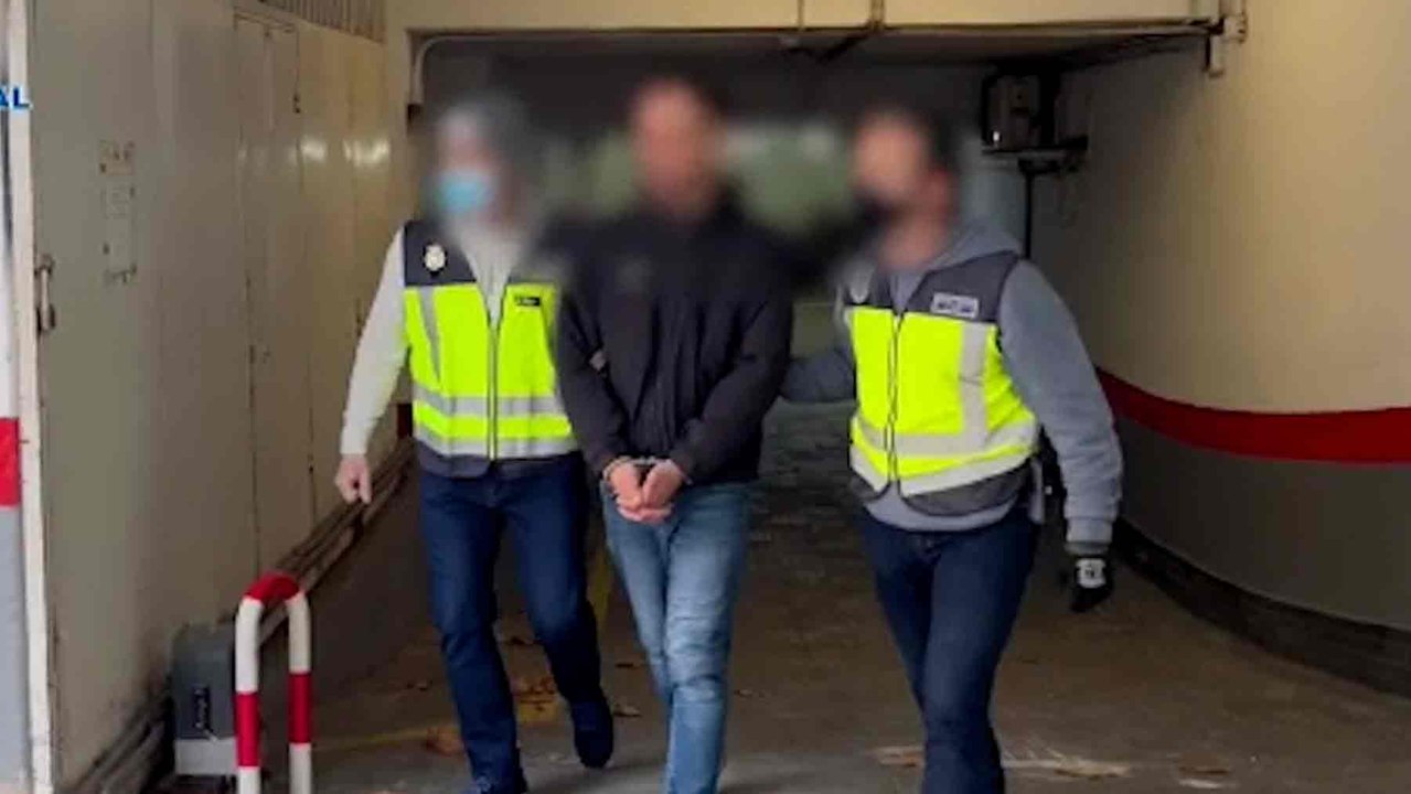 La Policía detiene a un hombre de 30 años por los incendios en dos garajes de Palma