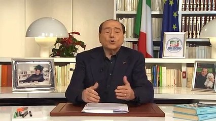 Berlusconi: "Ho salvato Italia da comunisti e non me l'hanno perdonato" - Video